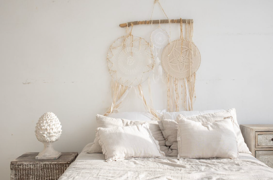 Bamboo Sheets vs Linen: Which Natural Fabric Is Best for Your Sleep?