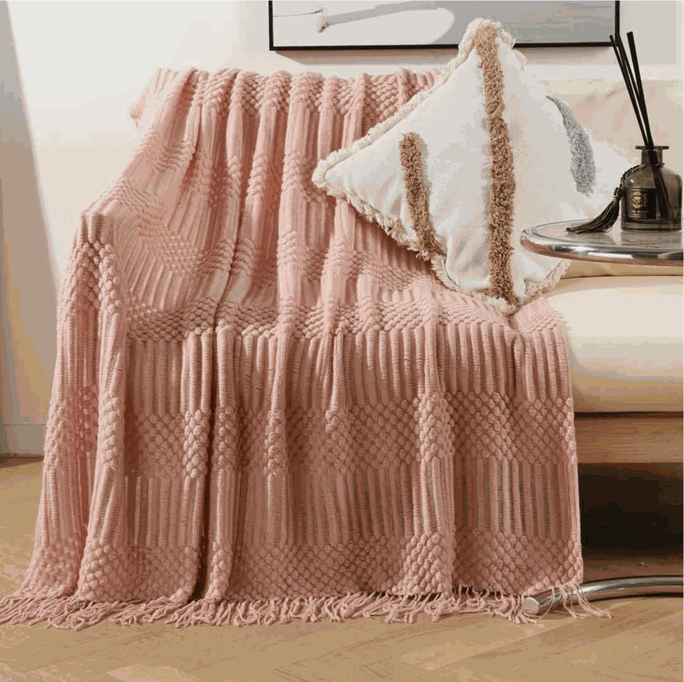 Knitted Throw Blanket – Lightweight Warmth, Instant Cosy Comfort